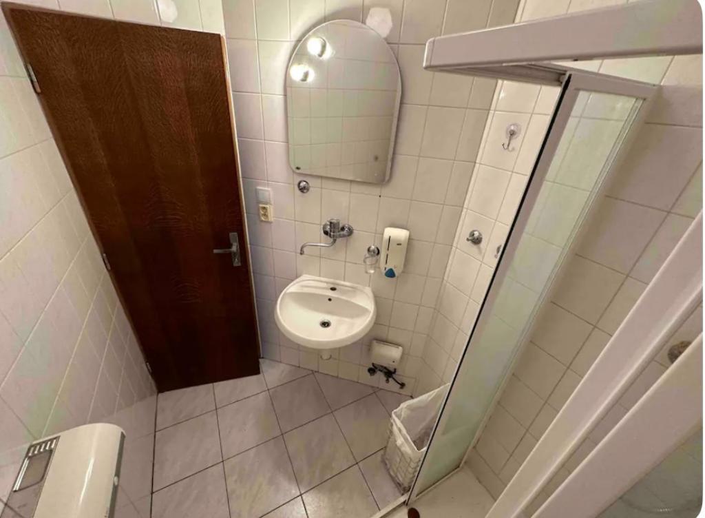 Private Apartment Near The Centre Bratislava Buitenkant foto